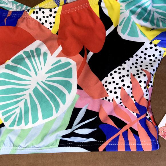 Hobie Girls Swimsuit Top Size 8 Colorful Cropped Criss Cross Back NWT * - Picture 3 of 7